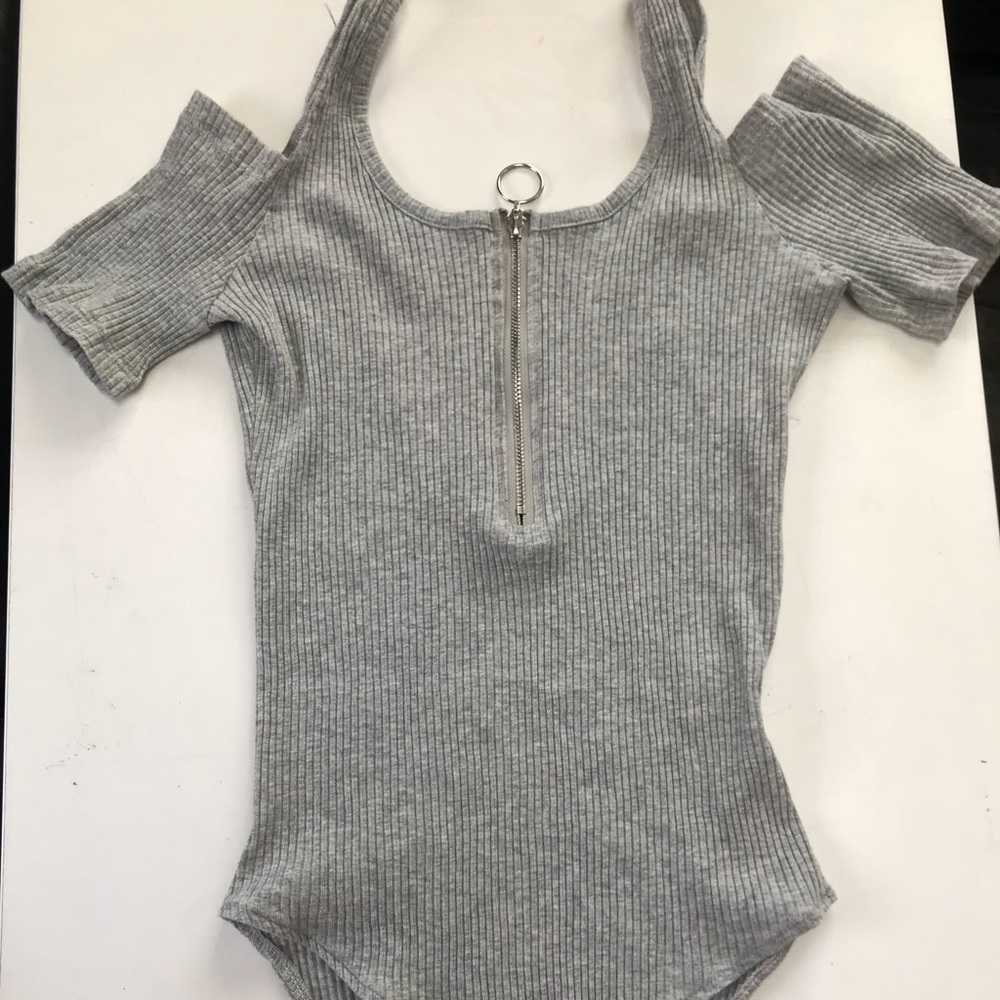 Off-the-shoulder body suit top with zipper